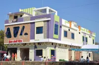 Sanghvi Palace Hotels in Dhablagujar