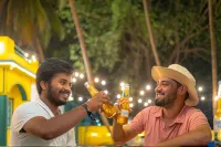 Whoopers Hostel Anjuna, Goa - bar