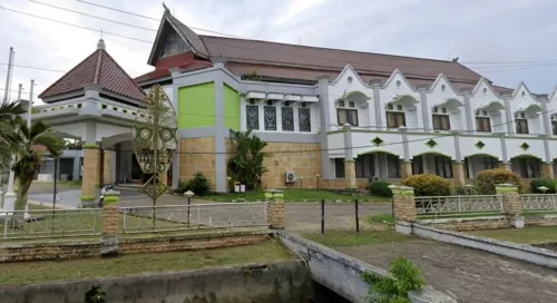 Smart Elty Lesong Batu Hotels in Timbau