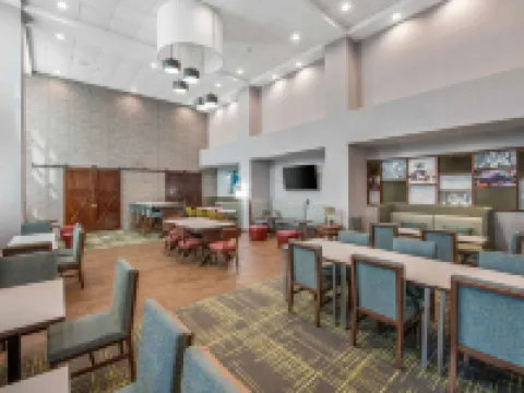 Hampton Inn & Suites Dallas Allen Hotels in Allen