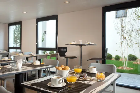 Aparthotel Adagio Lyon Patio Confluence