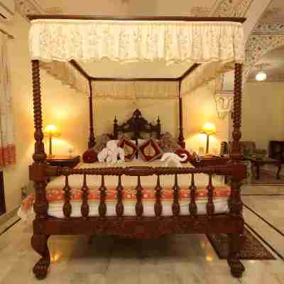Amar Mahal Orchha Rooms