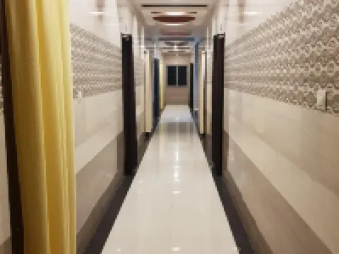 Sree Mukhyaprana Residency Hotels in Kurnool