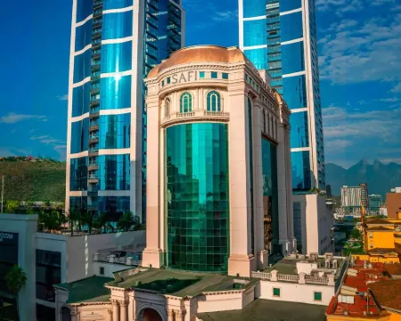 Safi Royal Luxury Valle Hoteles en Monterrey