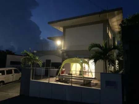 Jam ClubHouse Resort Отели рядом с достопримечательностью «Senaha Beach»