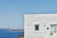 Limestone Hotels in Santorini