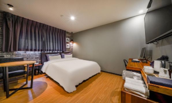 6. 브라운도트호텔 ..