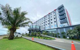 Grand Maleo Hotel & Convention