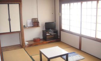 Minshuku Miyake