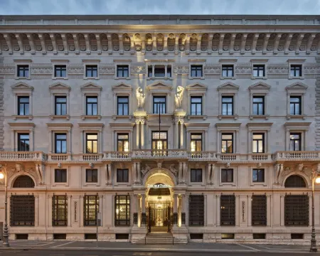 ダブルツリー バイ ヒルトン トリエステ トリエステのホテル