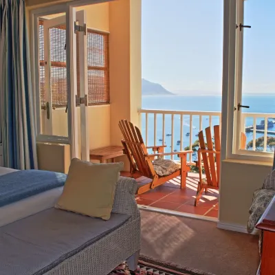 Albatross Guest House Отели рядом с достопримечательностью «Пляж Лонг-Бич»