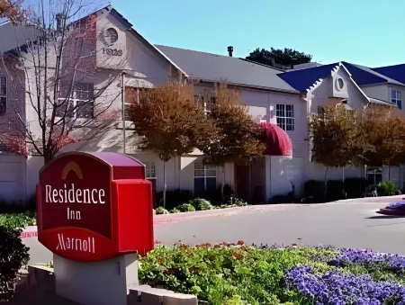 Residence Inn Pleasanton Отели рядом с достопримечательностью «Click Art Museum»
