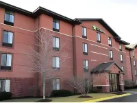 Extended Stay America Suites - Chicago - Lombard - Yorktown Center
