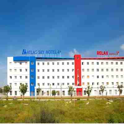 Sky Casa Airport Hotel Exterior