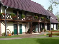Hofrestaurant Zum Schlangenkönig Hotels in der Nähe von Slawenburg Raddusch