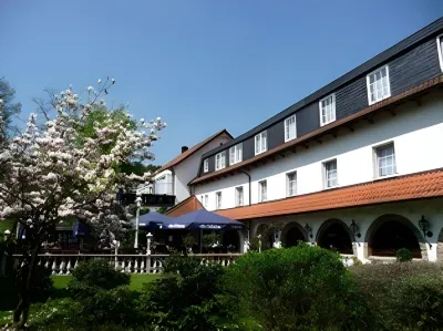 Vichter Landhaus Hotel in zona Stolberger Burg