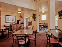 St. George Inn and Suites - breakfast