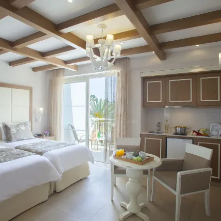 King Jason Paphos - Designed for Adults by Louis Hotels