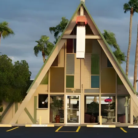 Torch Lite Lodge
