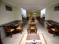 Soneca Plaza Hotel - พร้อมอาหารเช้า