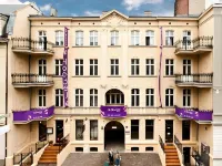 Blooms Inn & Apartments Hotels in Poznan