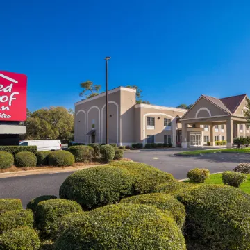 Red Roof Inn & Suites Albany, GA