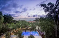 Avani Gaborone Resort & Casino - piscina