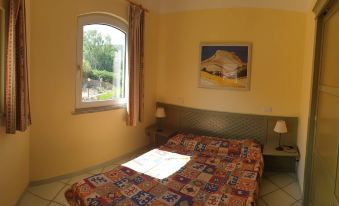 Seaview Cottage • Walk to Beach • Sunset Terrace