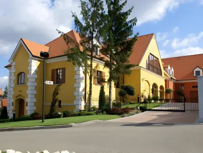 Hotel Akademie a Depandance Vila Jarmila