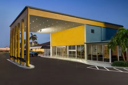 EnVision Hotel Miami International Airport