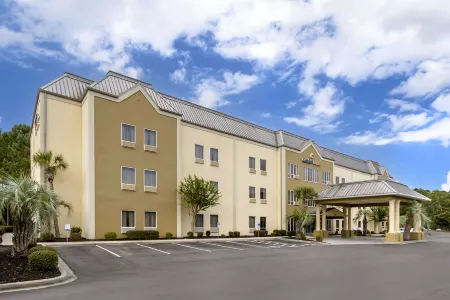 Comfort Suites at the University