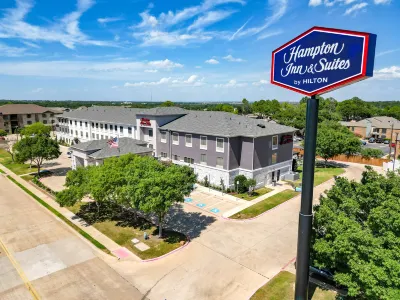 Hampton Inn & Suites Denton Hotels near University of North Texas
