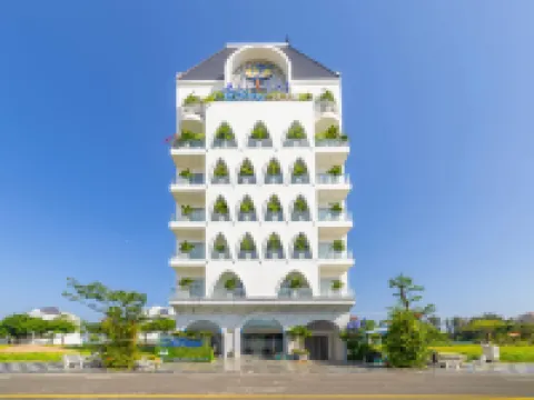 蒂芙尼酒店及餐廳