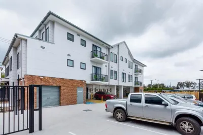 هونتر ستوديوز مايتلاند Hotels near Maitland Repertory Theatre