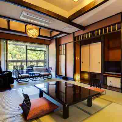 大阪温泉旅館 伏尾温泉 不死王閣 Rooms