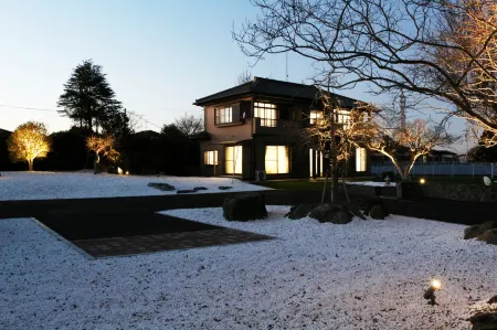 Villa Cangan Отели в г. Тогане