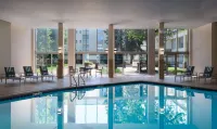 DoubleTree by Hilton Minneapolis Airport - Pools