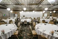 Ramada by Wyndham Lewiston Hotel & Conference Center