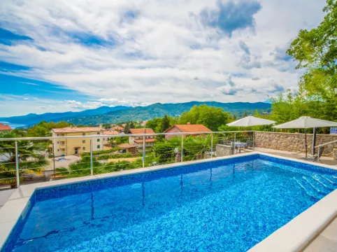 Koalas Nest Home & Apartments