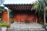 Casa Don Julian Guesthouse Hotels near Manjuyod White Sandbar