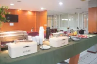 安德拉德皇家飯店 - 早餐