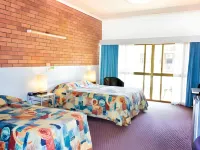 Litchfield Outback Resort Hotels in Batchelor