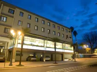 Palazzo Virgilio Hotel Brindisi Hotel in zona Bosco urbano del Tommaseo