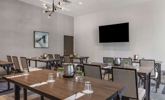 Cambria Hotel Savannah Downtown Historic District