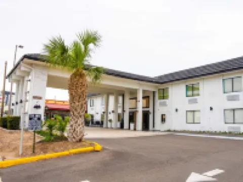 Rodeway Inn Clearwater - Central Hotels in Clearwater