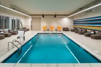 Aloft North Kansas City Hotels in North Kansas City
