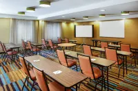 Fairfield Inn & Suites Plainville Hotels in Bristol