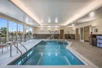 Fairfield Inn & Suites Whitewater Hotels in Fort Atkinson