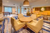 Fairfield Inn & Suites Sarasota Lakewood Ranch فنادق في Lakewood Ranch