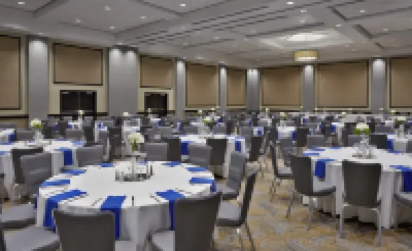 DoubleTree by Hilton Lawrenceburg